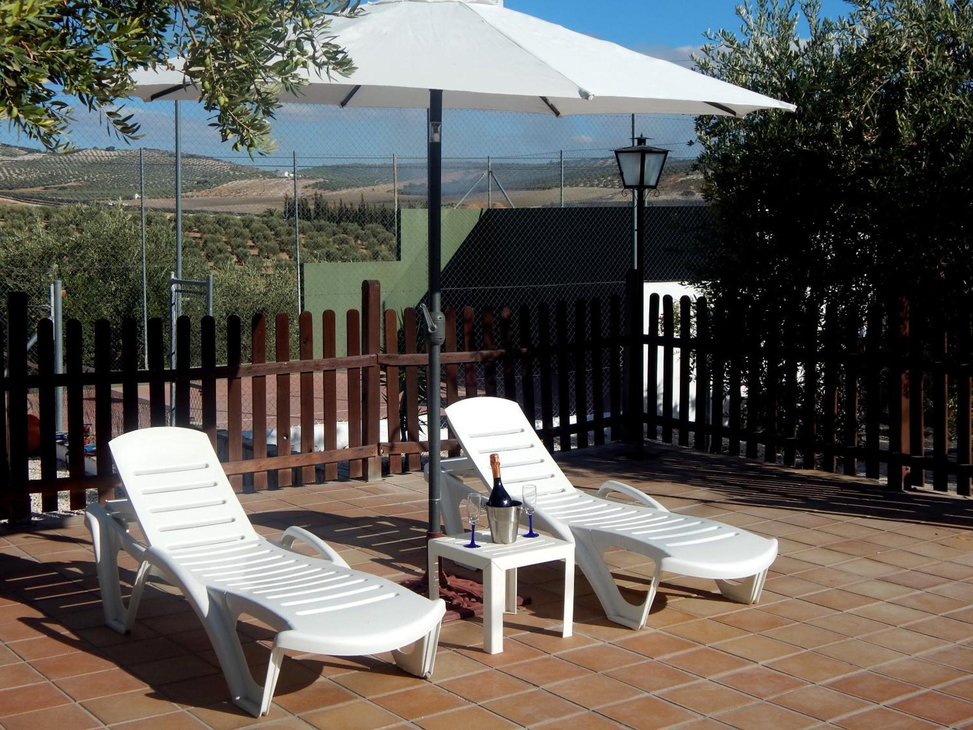 Villa Maria - Pista De Padel Y Piscina Баэна Экстерьер фото